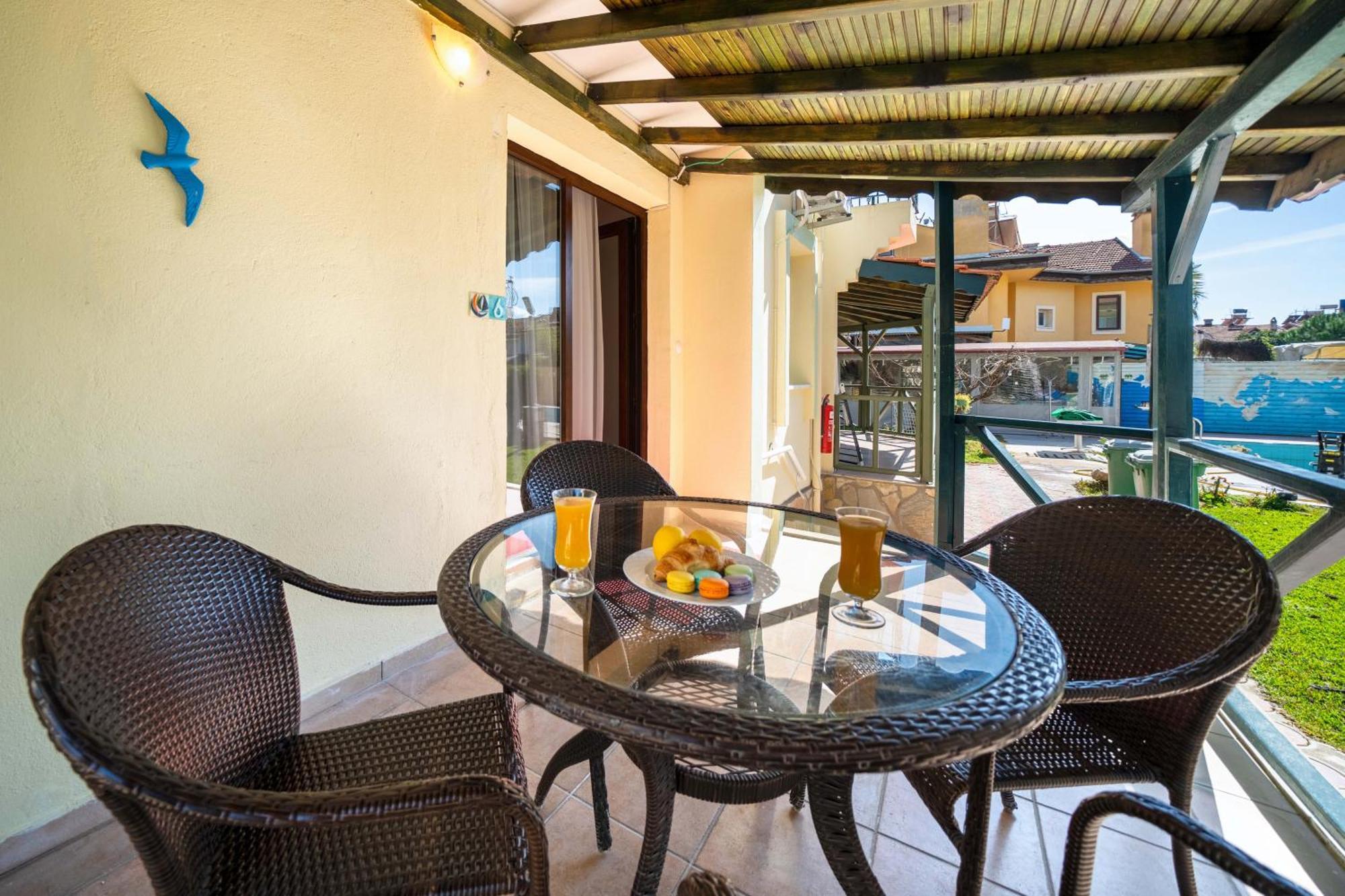 Dedeminn Garden Hotel Göcek Extérieur photo