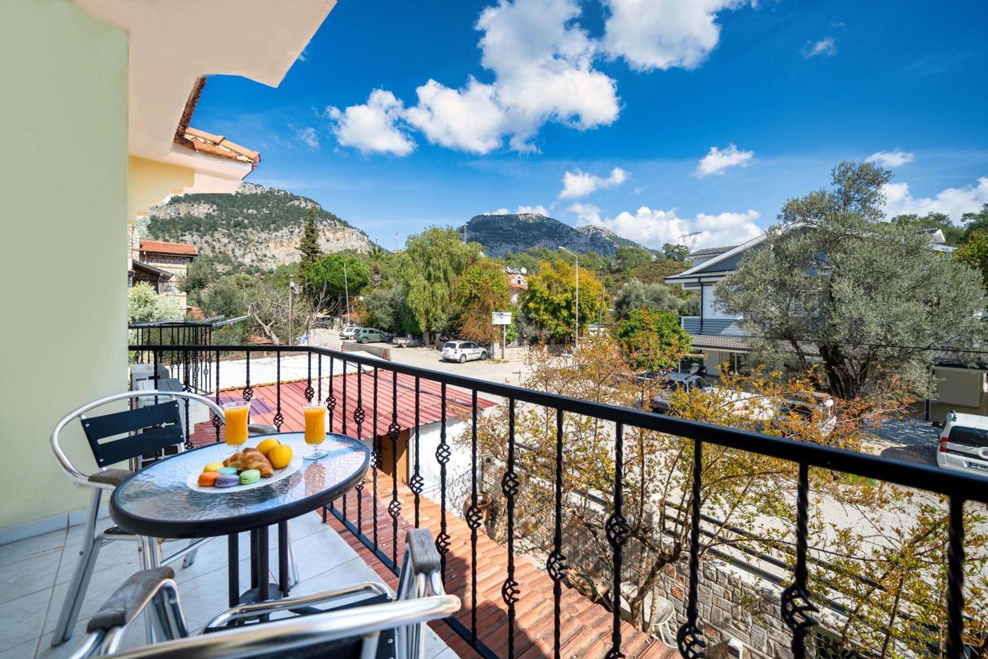 Dedeminn Garden Hotel Göcek Extérieur photo