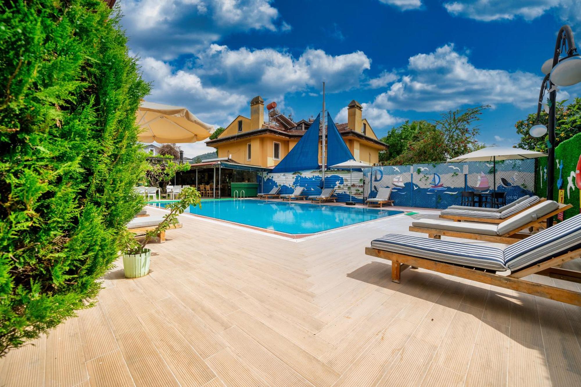 Dedeminn Garden Hotel Göcek Extérieur photo