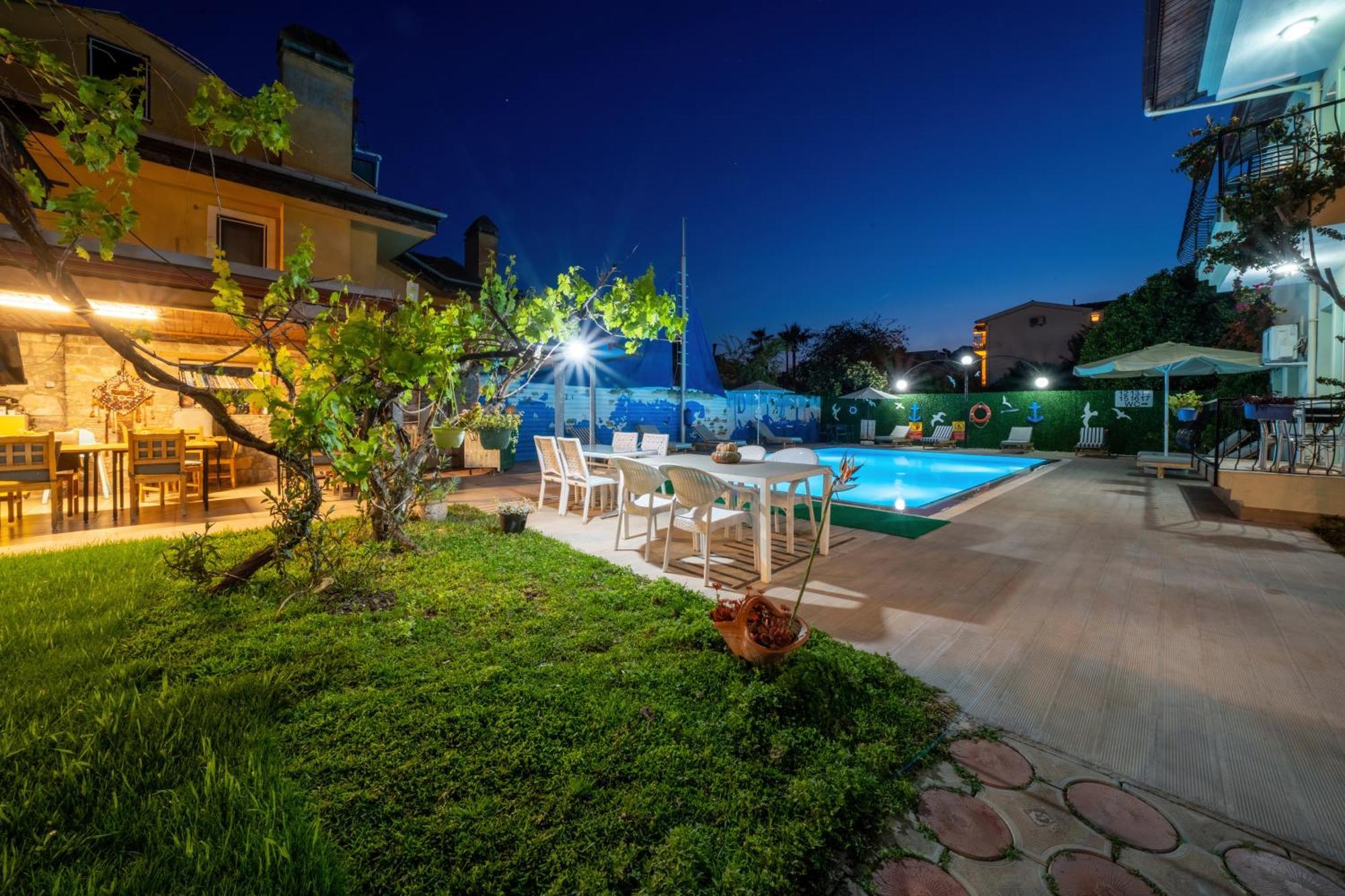 Dedeminn Garden Hotel Göcek Extérieur photo