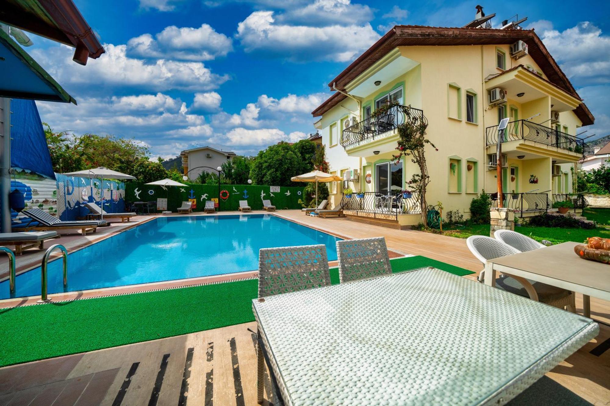 Dedeminn Garden Hotel Göcek Extérieur photo