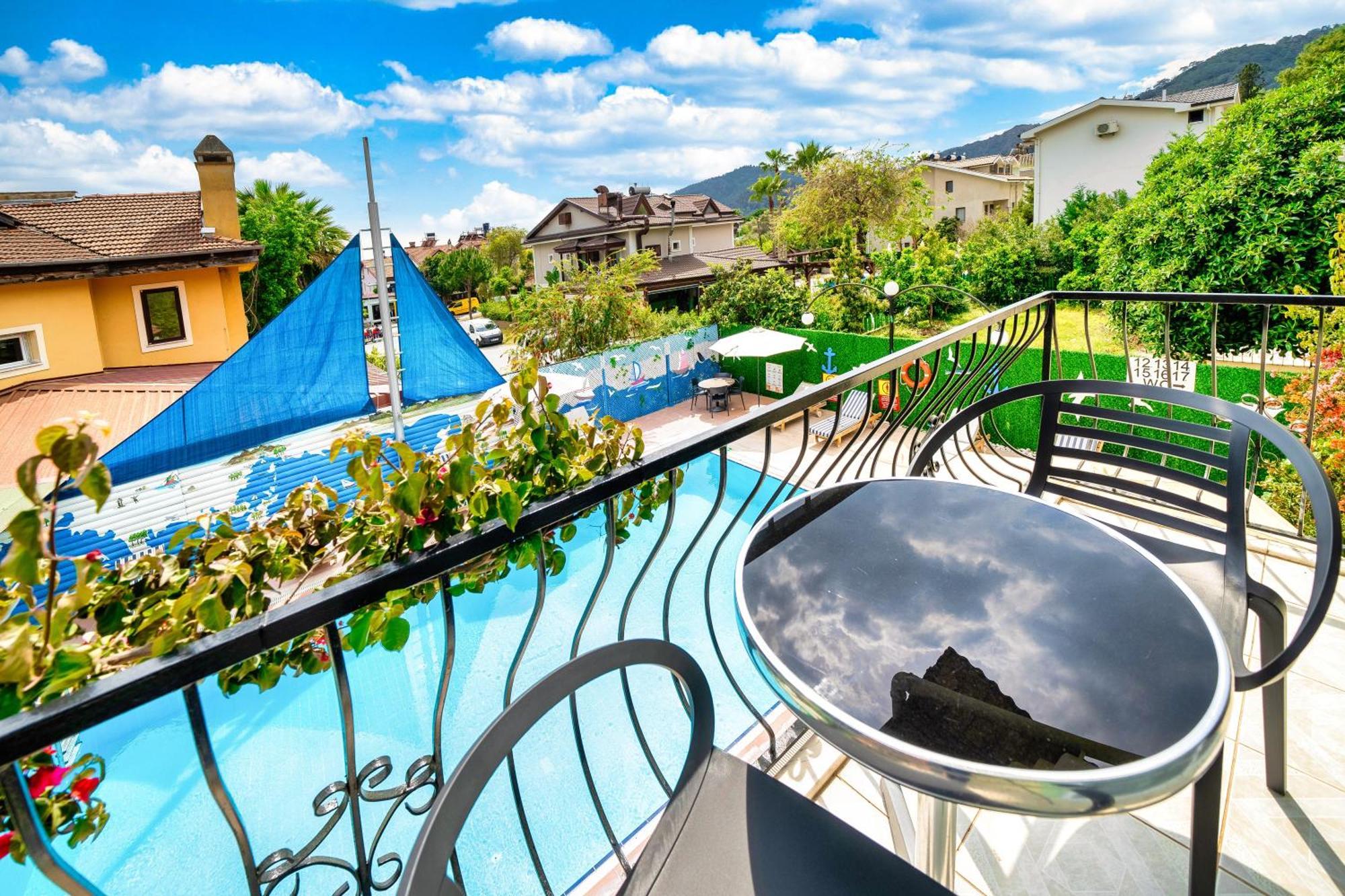 Dedeminn Garden Hotel Göcek Extérieur photo